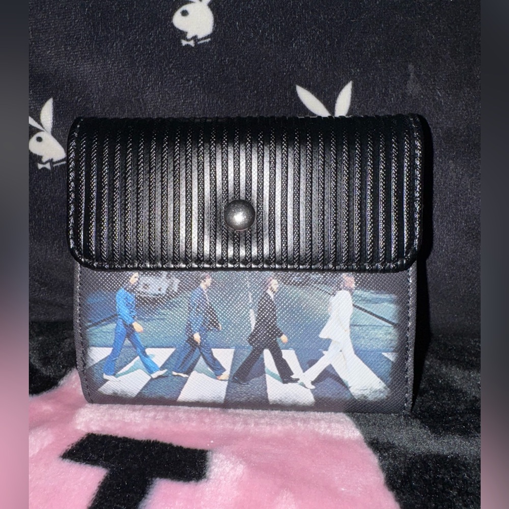 The Beatles loungefly wallet 🖤
